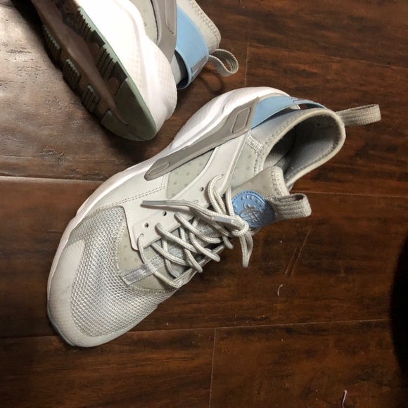 Nike air sneakers. - Picture 5 of 5